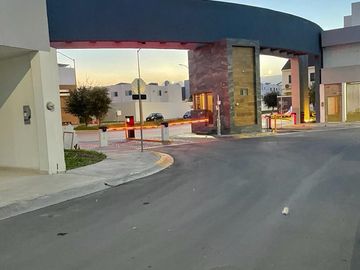 CASA EN VENTA EN ESCOBEDO, NUEVO LEÓN
