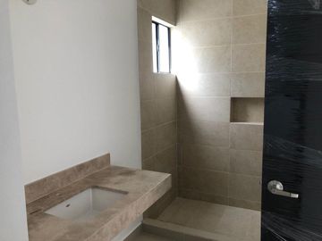 CASA EN VENTA ZONA DOMINIO CUMBRES