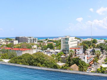 Departamento de 2 recámaras cerca de la playa en Playa del Carmen (1271)
