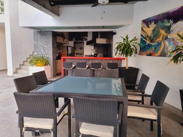 Casa en  venta Portal del Huajuco carretera Nacional