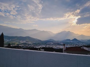 Casa en  venta Portal del Huajuco carretera Nacional