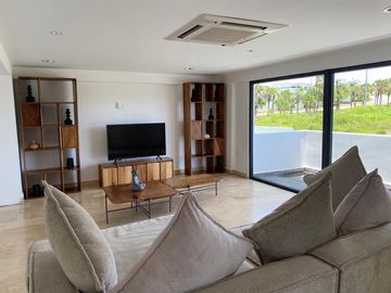 PUNTA TIBURON, Departamento en RENTA con vista al campo de golf y al manglar, 3 recamaras con baño