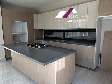 Fracc. Castaños del Vergel -CARRETERA NACIONAL- Casa VENTA Zona Sur MONTERREY, 377 m2