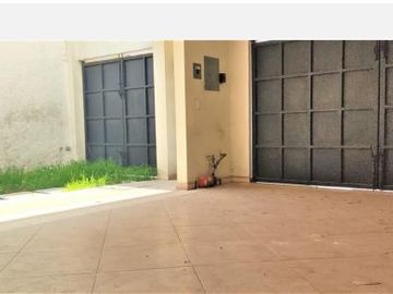 Venta de Casa, Col. Doctores, Toluca, Edo. de México.