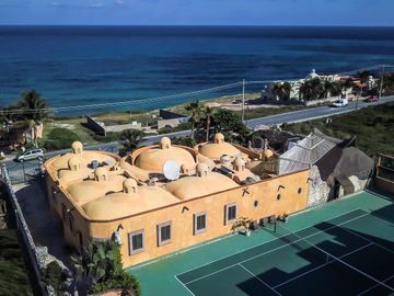 Casa Colonial de 7 Habitaciones en Venta en Isla Mujeres