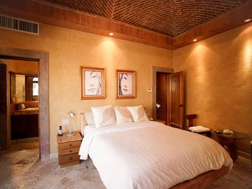 Casa Colonial de 7 Habitaciones en Venta en Isla Mujeres