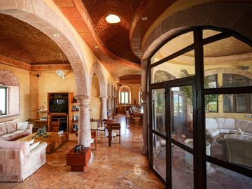 Casa Colonial de 7 Habitaciones en Venta en Isla Mujeres