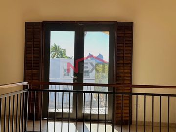 SE VENDE CASA EN ROYAL GOLF CLUB SAN CARLOS.