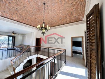 SE VENDE CASA EN ROYAL GOLF CLUB SAN CARLOS.