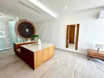 Casa en Venta y Renta en Cancun en Villa de Pescadores, Frente al Mar