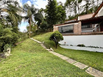 Casa en venta en Camino antiguo a Coatepec zona Briones.