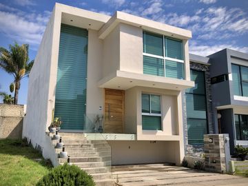 Casa en venta en Hacienda Casa Fuerte, San Agustín