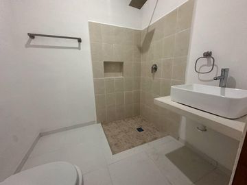 Casa de una planta con alberca en Conkal, Norte de Mérida.