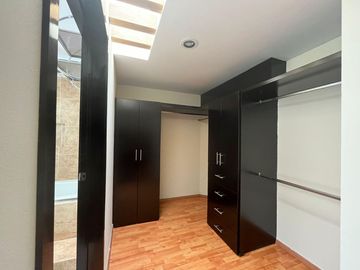VENTA DE CASA EN FRACCIONAMIENTO FUENTES DE SAN JOSÉ EN TOLUCA