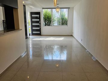 Casa en venta Paseo Gardenias, Toluca Edomex.