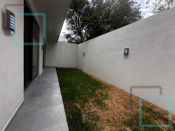 CASA EN VENTA COLONIA LOS CRISTALES ZONA CARRETERA NACIONAL MONTERREY