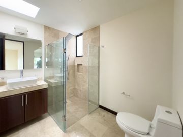 CASA EN  VENTA EN PARQUE POTOSÍ, ZONA LOMAS DE ANGELÓPOLIS III