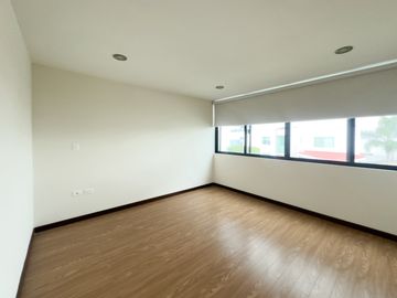 CASA EN  VENTA EN PARQUE POTOSÍ, ZONA LOMAS DE ANGELÓPOLIS III
