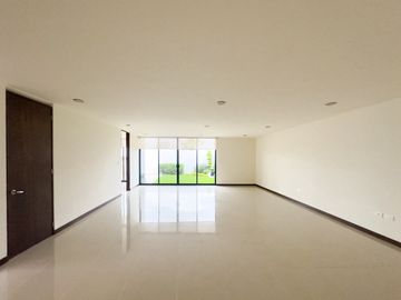 CASA EN  VENTA EN PARQUE POTOSÍ, ZONA LOMAS DE ANGELÓPOLIS III