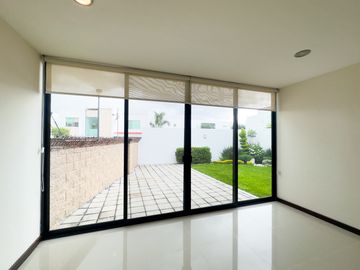 CASA EN  VENTA EN PARQUE POTOSÍ, ZONA LOMAS DE ANGELÓPOLIS III