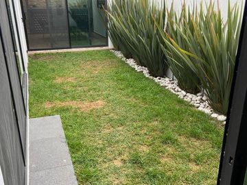 Casa en  venta con 4 recamaras en Morillotla a 2 min de UDLAP