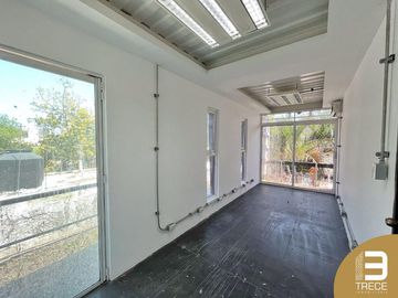 Oficinas con bodega en venta Boca del Río