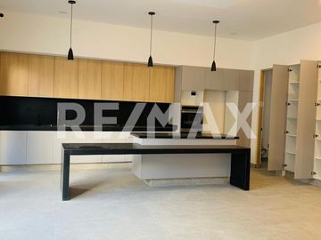 CASA EN VENTA DE AUTOR ZIBATA, EL, MARQUÉS, QRO.  - (3)