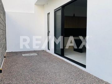CASA EN VENTA DE AUTOR ZIBATA, EL, MARQUÉS, QRO.  - (3)
