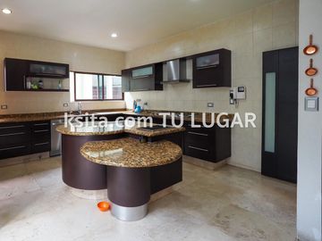 Casa en venta en Momoxpan cerca de la UDLA, Cholula, Puebla