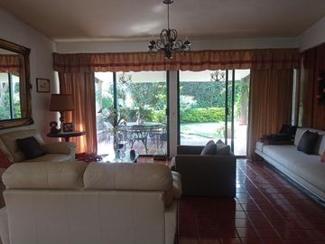 Casa en venta en zona Dorada de Cuernavaca