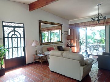 Casa en venta en zona Dorada de Cuernavaca