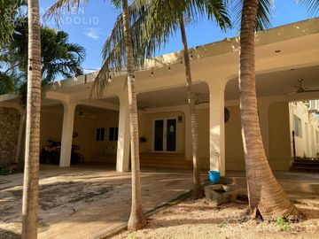 Casa en venta en Xlapac, muy cerca de Sisal en Valladolid