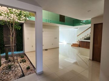 Casa en Venta en Vistas Altozano
