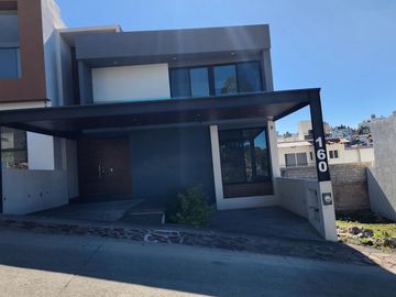 Casa en Venta en Vistas Altozano