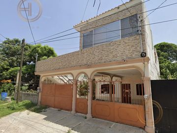 CASA EN VENTA, FRACCIONAMIENTO REVOLUCION VERDE, TAMAULIPAS A 30 MN DE PLAYA ESMERALDA
