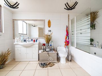 Casa en Parcela con acceso Controlado