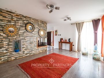 Casa en Parcela con acceso Controlado