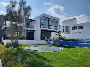 Casa con recamara en Planta Baja