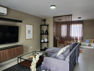 CASA en VENTA Fraccionamiento privado -CARRETERA NACIONAL- Monterrey 228 m2