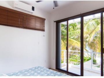PRECIOSA CASA EN AKUMAL FRENTE AL MAR!