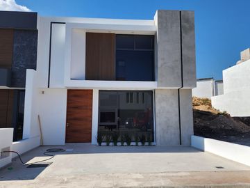 Casa en  Venta en Río Altozano Fraccionamiento privado