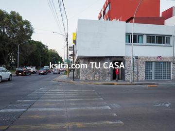 Casa en venta en esquina Blvd. 5 de Mayo y 25 Pte. , Puebla