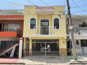 CASA EN VENTA COL. GUADALUPE MAINERO, TAMPICO