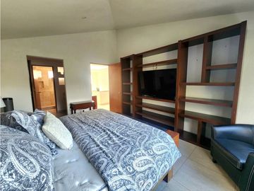 Venta de casa en condominio en Avándaro Valle de Bravo