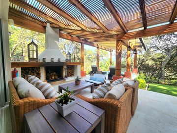 Venta de casa en condominio en Avándaro Valle de Bravo