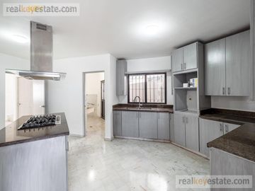 CASA EN VENTA EN COLINAS DE SAN JERÓNIMO, MONTERREY, N.L.