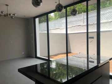 CASA VENTA EL BARRO CARRETERA NACIONAL