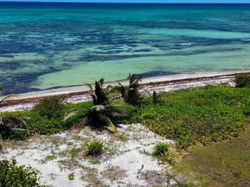 Terreno en Venta segunda linea de mar en Mahahual Entrega Inmediata