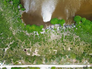 Terreno en Venta segunda linea de mar en Mahahual Entrega Inmediata