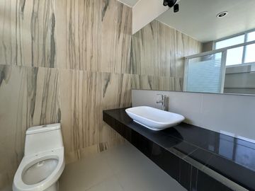 CASA EN VENTA EN LA HERENCIA 3022, ZONA SANTIAGO M OMOXPAN